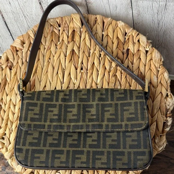 Black and Brown Shoulder Bag Great Condition - Picture 2 of 11